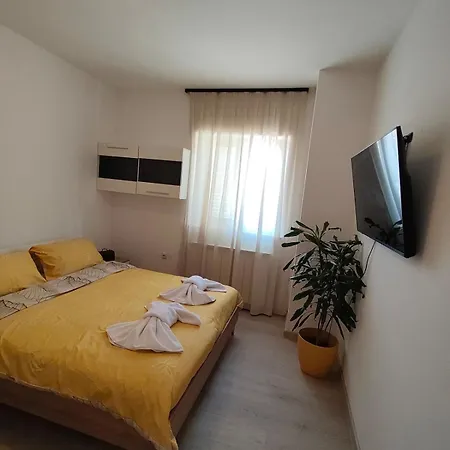 Nicol Apartman
