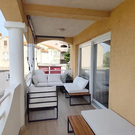 Nicol Apartman Liznjan